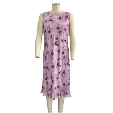 Load image into Gallery viewer, Y2K Style Johnnie M. Lilac Floral Midi Dress
