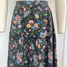 Load image into Gallery viewer, Vintage JC Penney Pleated Floral Midi Skirt
