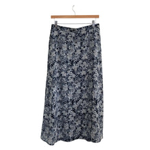 Load image into Gallery viewer, Vintage Sag Harbor Floral Maxi Skirt
