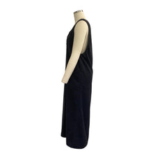 Load image into Gallery viewer, Vintage Carolina Colours Black Jumper Maxi Dress
