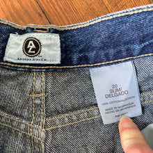 Load image into Gallery viewer, Arizona Convertible Cargo Jeans
