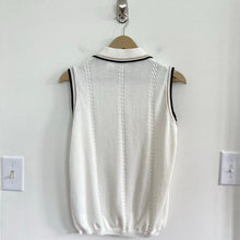 Load image into Gallery viewer, Liz Claiborne Golf Sweater Vest
