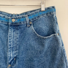 Load image into Gallery viewer, Vintage Bill Blass Denim Shorts with Ribbon Detail
