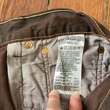 Load image into Gallery viewer, Brown Urban Outfitters Levi&#39;s 501 Cutoff shorts
