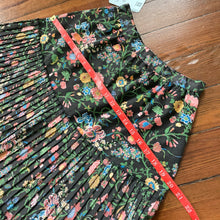 Load image into Gallery viewer, Vintage JC Penney Pleated Floral Midi Skirt
