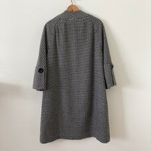 Load image into Gallery viewer, 1960s Mod Houndstooth Overcoat
