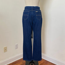 Load image into Gallery viewer, Vintage High Waist L.L. Bean Dark Wash Jeans
