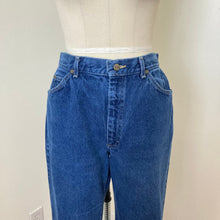 Load image into Gallery viewer, Vintage High Waist L.L. Bean Jeans
