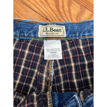 Load image into Gallery viewer, Flannel Lined L.L. Bean Jeans
