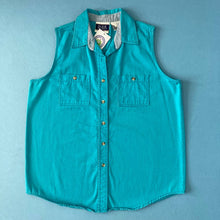 Load image into Gallery viewer, Vintage Turquoise Bill Blass Sleeveless Button Up Shirt
