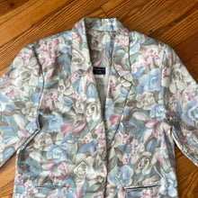 Load image into Gallery viewer, Floral Print 90s Blazer
