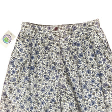 Load image into Gallery viewer, Vintage High Waisted Floral Shorts
