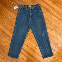 Load image into Gallery viewer, Flannel Lined L.L. Bean Jeans
