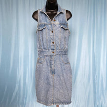 Load image into Gallery viewer, Vintage Paris Blues Denim Jumper
